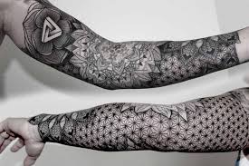 ejemplos tatuajes geométricos