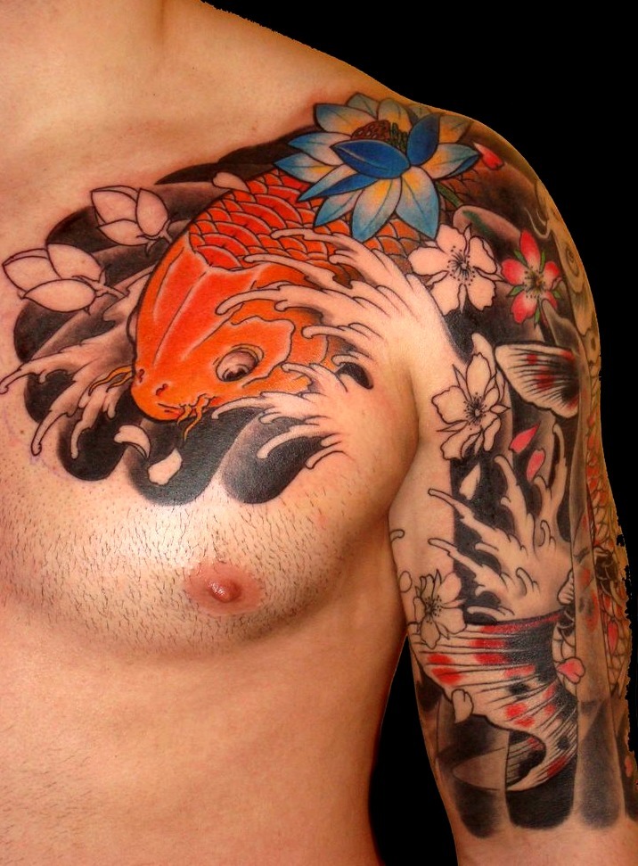 Tattoos de peces con la flor de loto