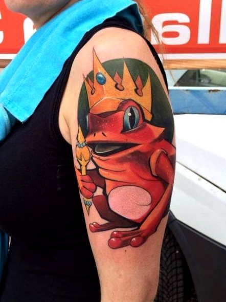 Tattoos de ranas con corona