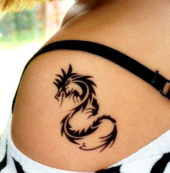 Tattoos pequeños de dragones