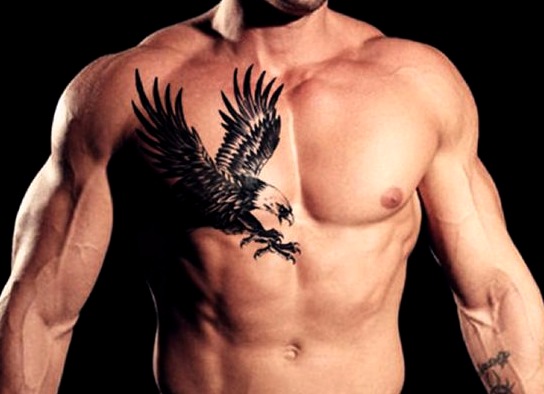 Tatuajes de águilas en hombres