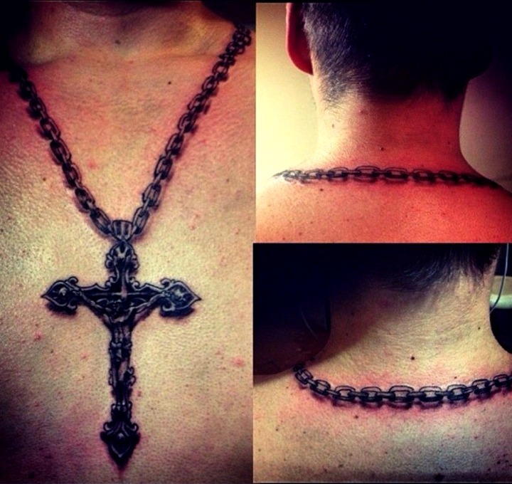 Tatuajes de cadenas con cruces
