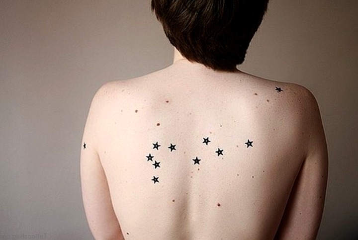 Tatuajes de estrellas pequeñas