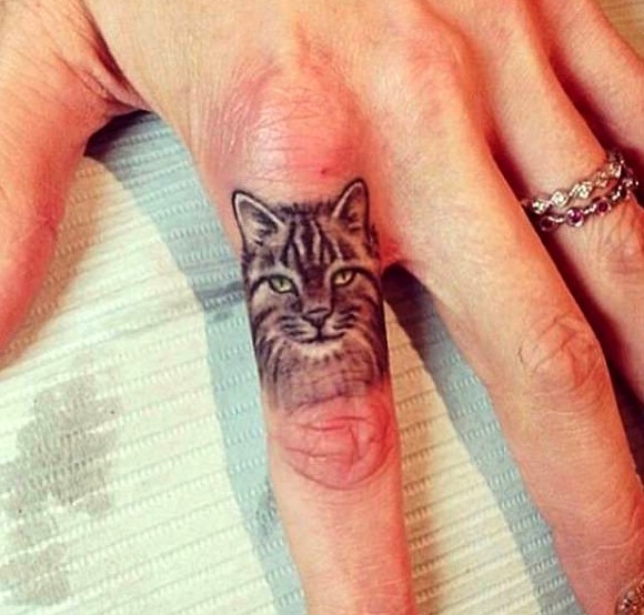 Tatuajes de gatos pequeños