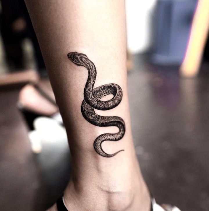 Tatuajes de serpientes pequeños