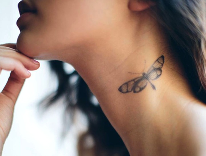Tatuajes en el cuello para mujer